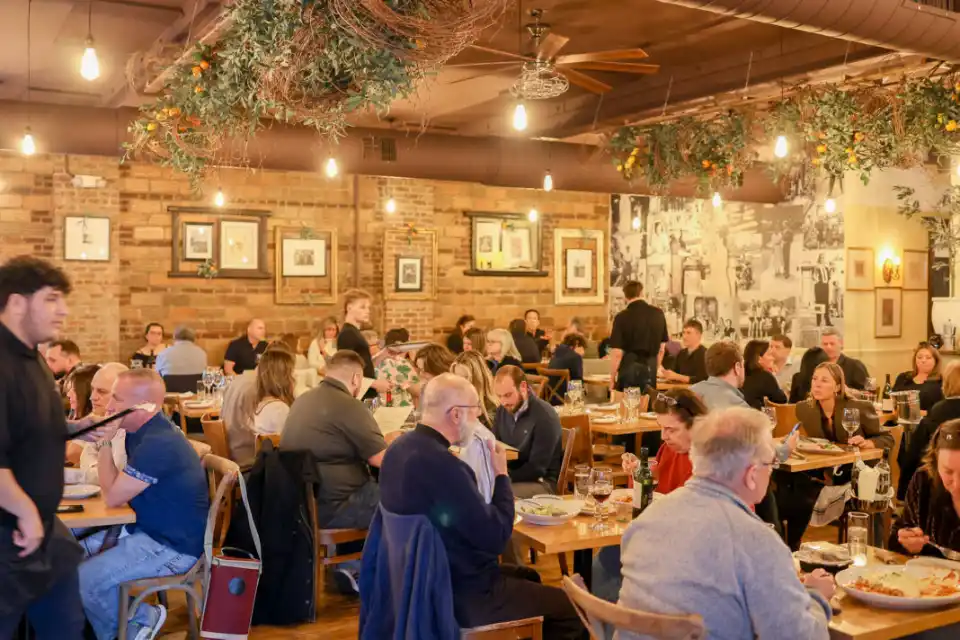 o marketing é a melhor forma de lotar restaurantes e lanchonetes